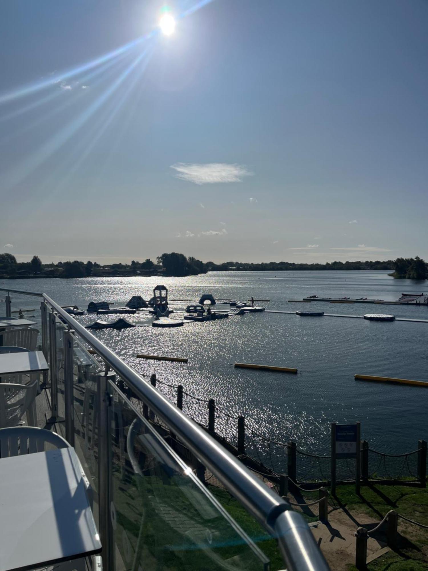 Tattershall Lakes Sunset View Caravan Lakeside, Hot Tub, Garden, Private Fishing Peg & Wifi מראה חיצוני תמונה