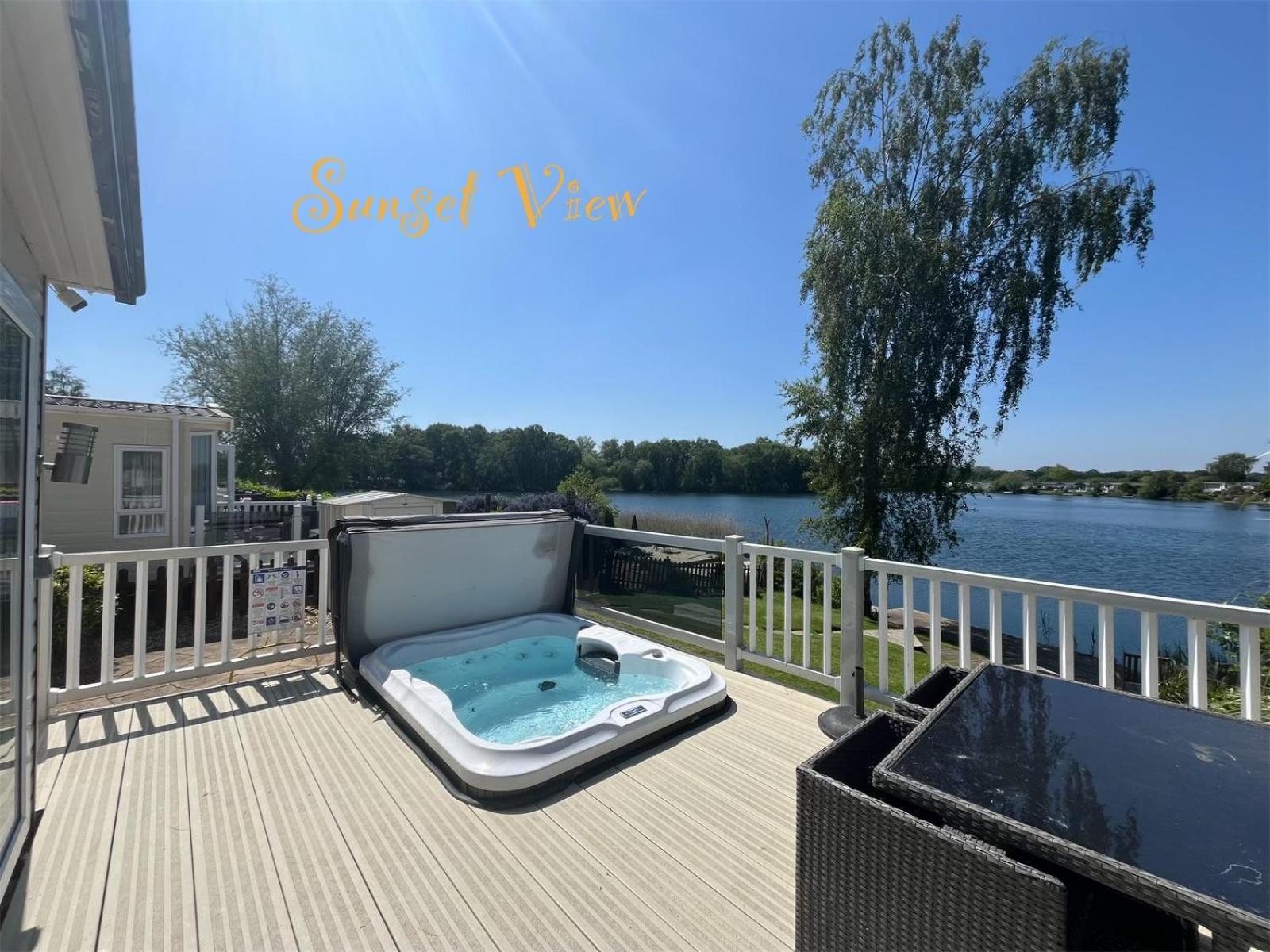 Tattershall Lakes Sunset View Caravan Lakeside, Hot Tub, Garden, Private Fishing Peg & Wifi מראה חיצוני תמונה